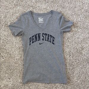 Penn State Women’s Fit Nike Gray V-Neck Tee size XS